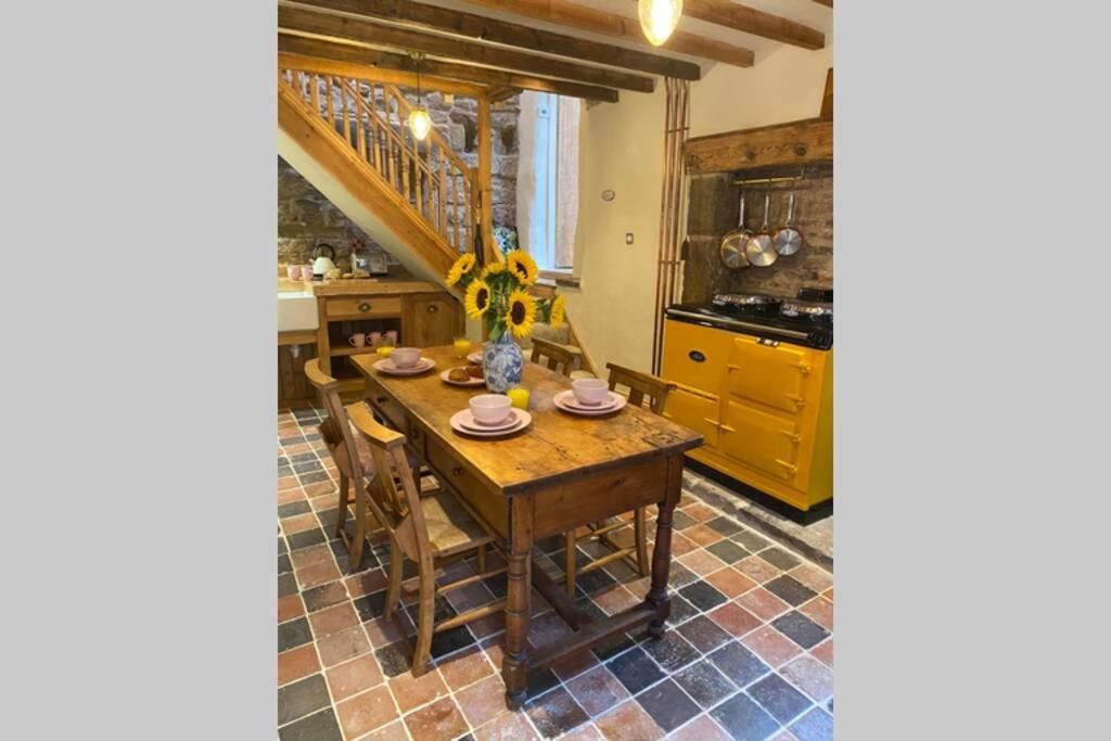 Villa The Cow House - In The Heart Of Whitby Exterior foto